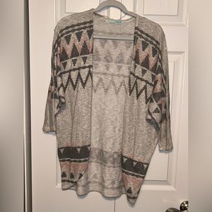 Maurice’s Kimono Small, Chest 24‎ Length 30